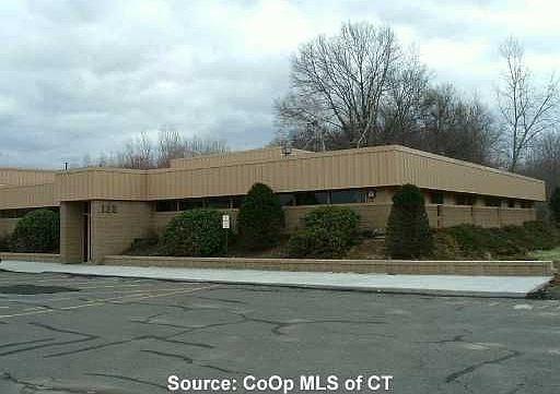 2nd image of 135 Freshwater Blvd