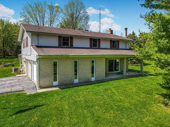 11616 336th AVENUE, Twin Lakes, WI 53181