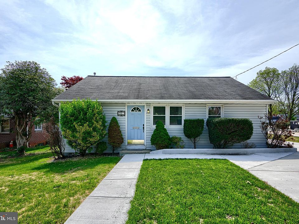 1st image of 321 Fulford Ave
