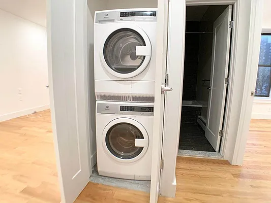 Rented by EastMount Realty LLC | media 21