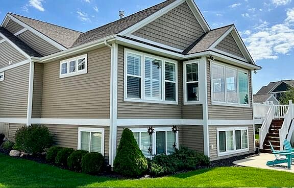 2nd image of 14050 Cottage Grove Ct
