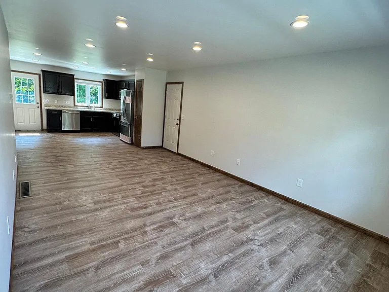11 Orleans Ave #11B — Photo 4