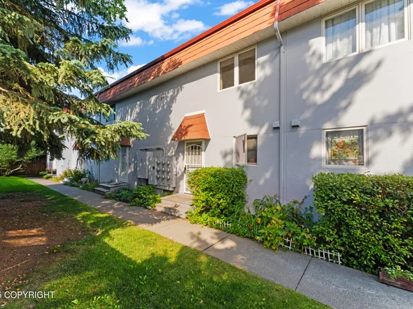 400 E 24th Ave APT 20, Anchorage, AK 99503
