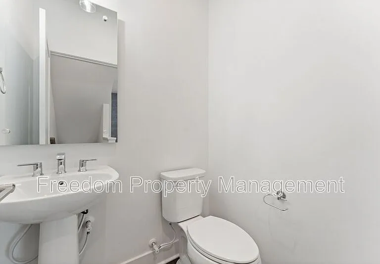 1876 Michael Faraday Dr — Photo 31