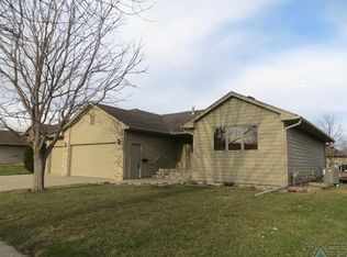 4108 S Pillsberry Ave, Sioux Falls, SD 57103
