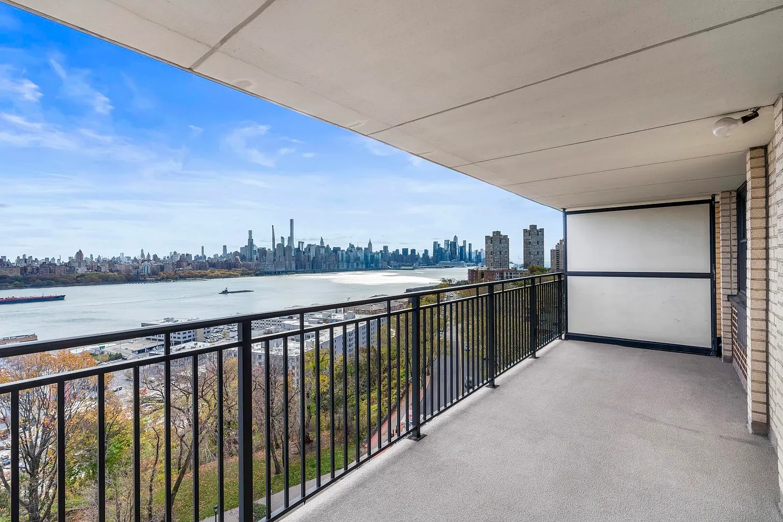 7855 Boulevard East APT 8E photo 1