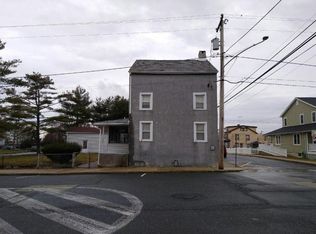 198 Market St, Marcus Hook, PA 19061