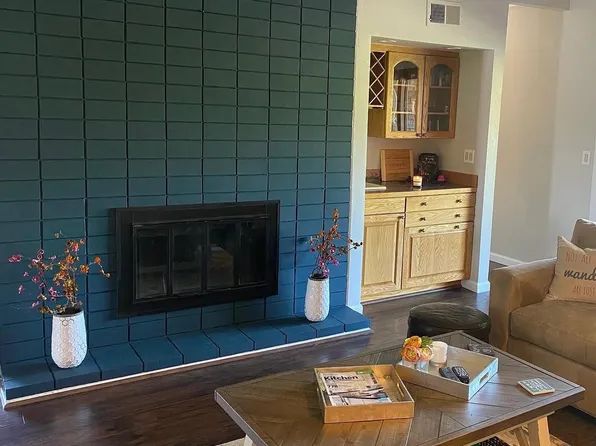 3566 S Poplar St APT 205, Denver, CO 80237