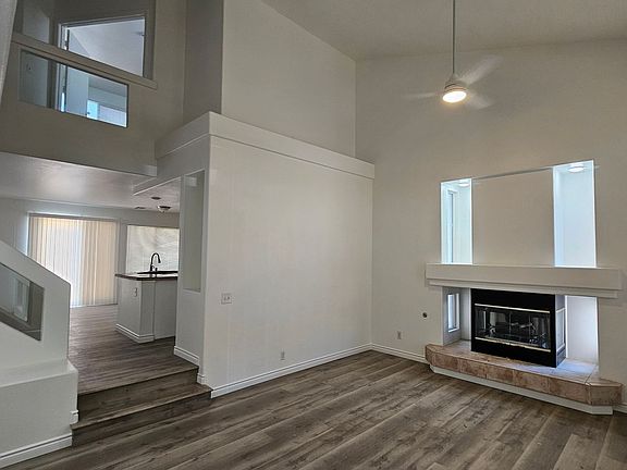 3rd image of 10071 Cheyenne Dawn St