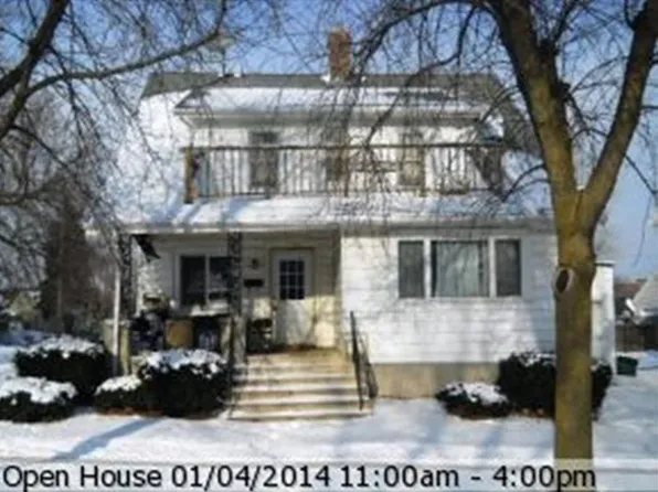 1716 Hamilton St, Manitowoc, WI 54220