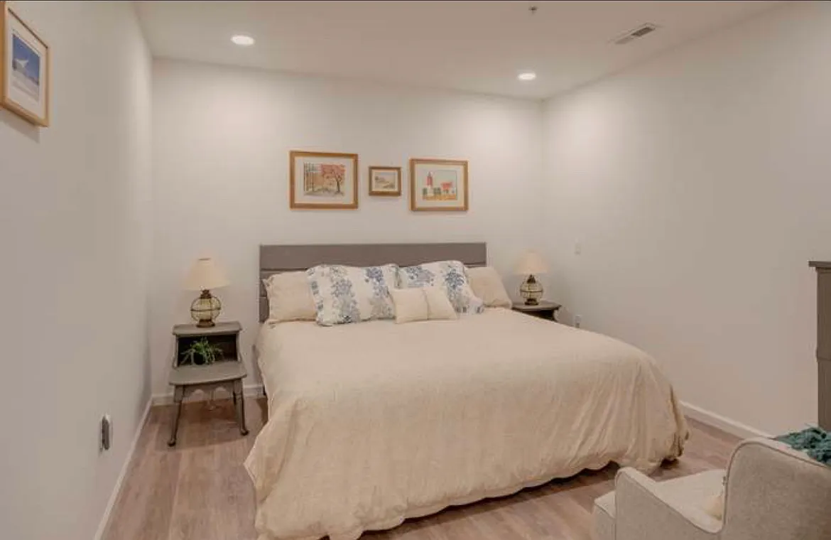 3 bed, 1490 sqft, $3,000 — Photo 3