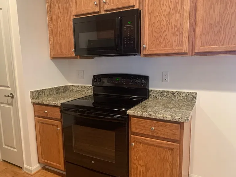 18969 Timbercreek Dr #83 — Photo 7