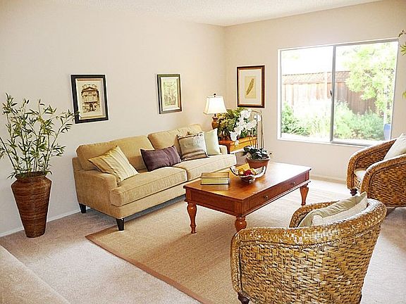 5th image of 3649 Bloomsbury Way
