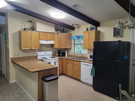 3rd image of 10890 W Gem St #2