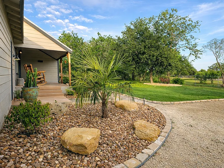 4173 County Road 4516 — Photo 32