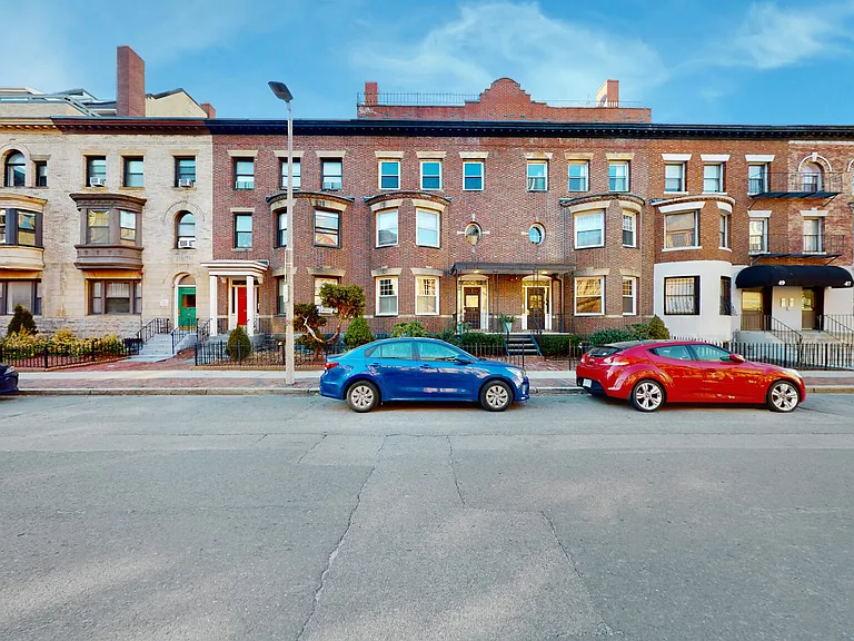 51 Hemenway St #6B — Photo 17