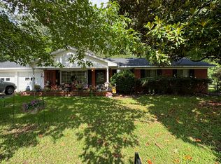 713 Aspen Rd, Starkville, MS 39759