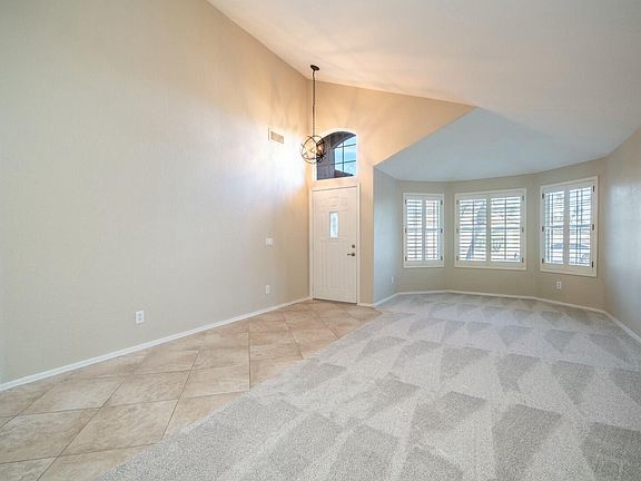 3rd image of 7923 W TARO Lane