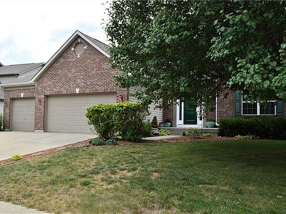 Plush green landscaping all around home on a premium lot.  Very nice!