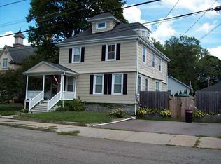 32 Chestnut St, Westerly, RI 02891