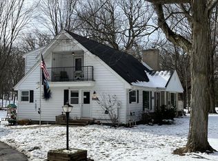 33629 Academy Rd, Burlington, WI 53105