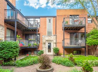 7334 N Winchester Ave APT 2W, Chicago, IL 60626