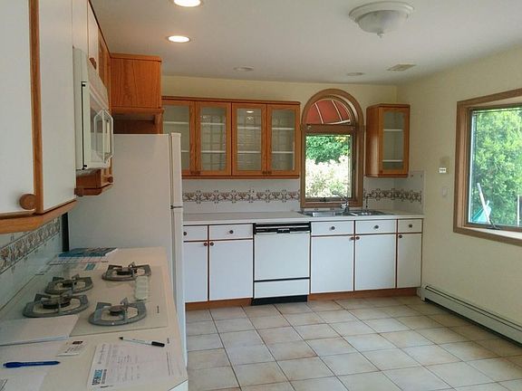 NEw STove and New Refrigerator