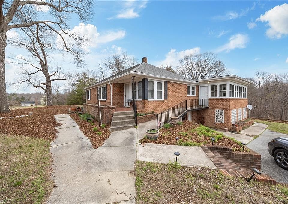 1st image of 723 Haynes Rd