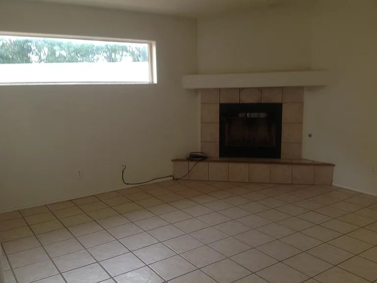 160 Calle Don Demetrio NE — Photo 8