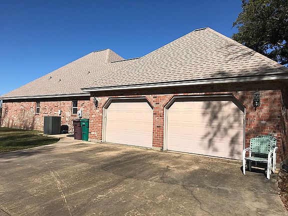 2 Car Garage on South side