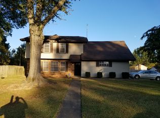 4596 Blue Willow Rd, Memphis, TN 38141