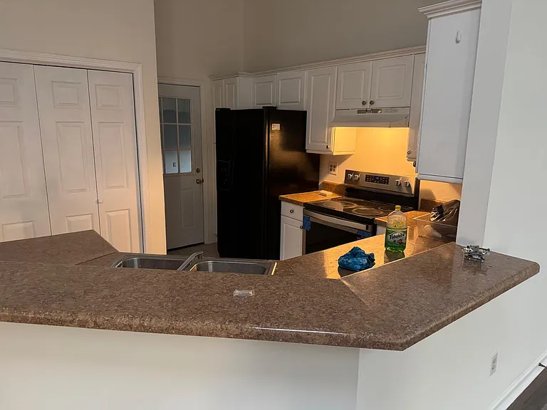 136 Pennington Pl — Photo 4