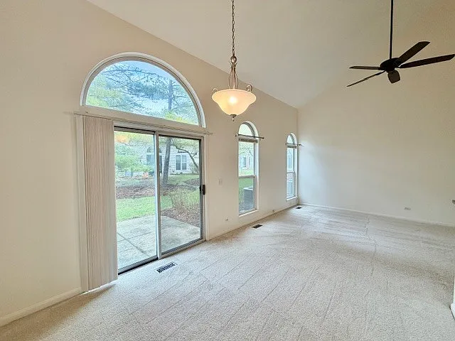 627 Cobblestone Ct — Photo 6