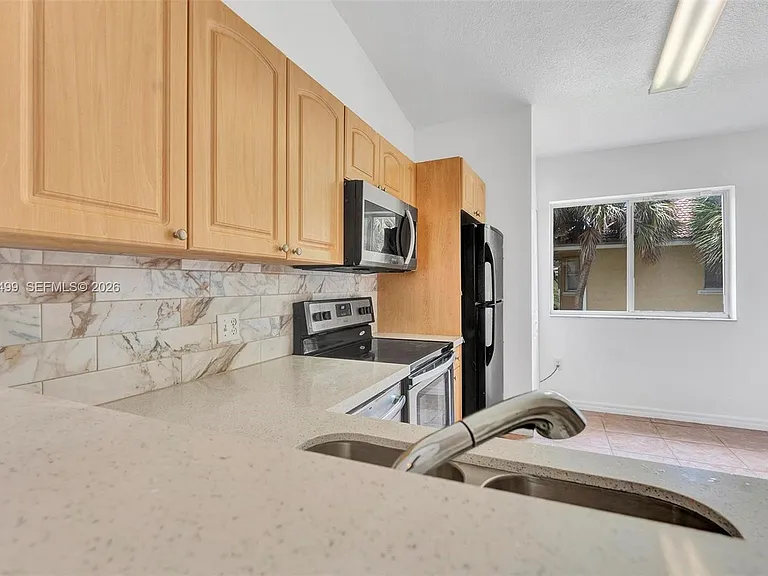 7851 NW 6th St #205-B — Photo 8