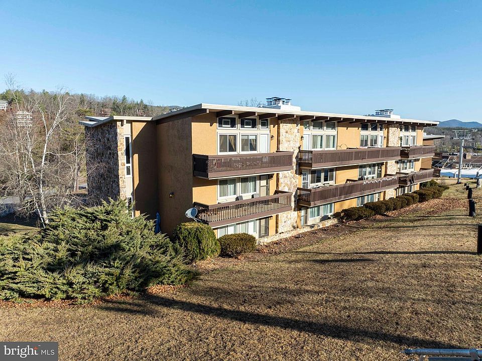 1st image of 1814 Fairway Dr APT 327