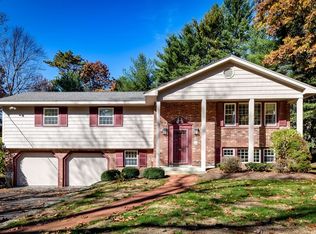 3 Ledge Ln, Natick, MA 01760