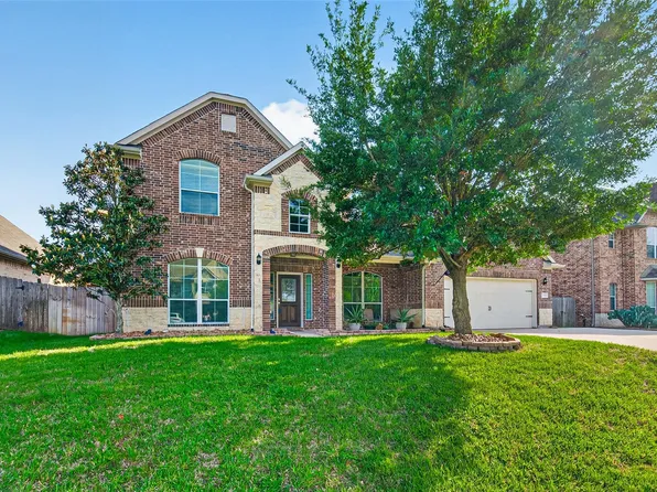 13859 Shoreline Dr, Willis, TX 77318