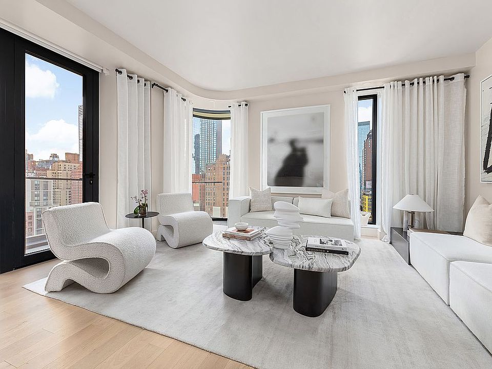 1st image of 400 W 38th St Unit 3GN