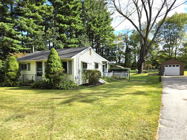 23 Burnside Ave