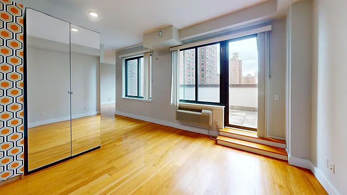 Rented by Bond New York | media 1