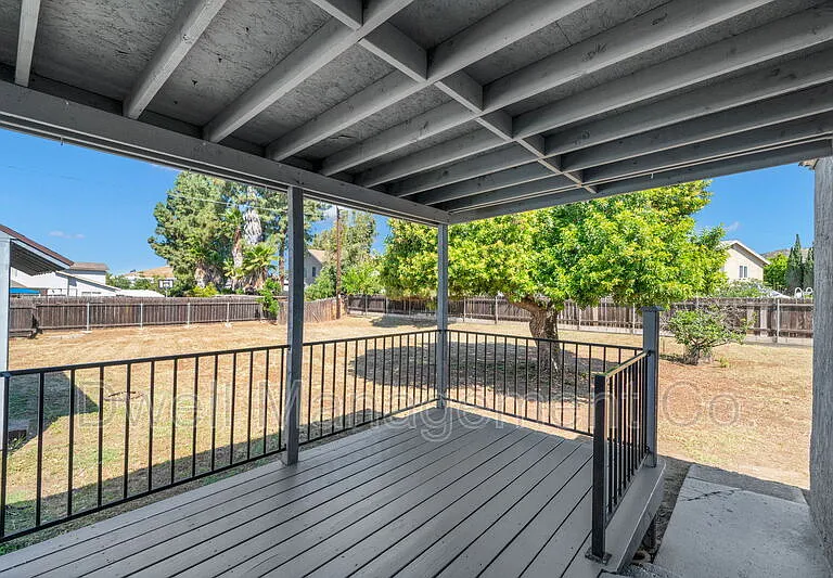 1430 Diamond Ln — Photo 3