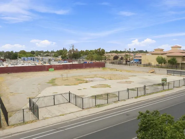 241 Union Ave, Bakersfield, CA 93307