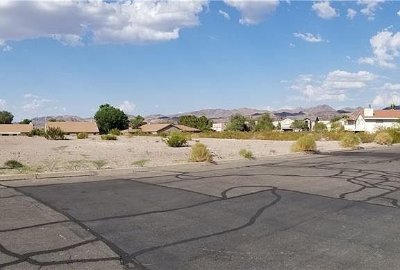 3rd image of 952 San Eduardo Ave