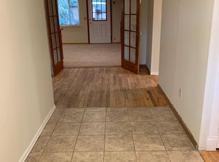 16914 NE 14th St, Bellevue, WA