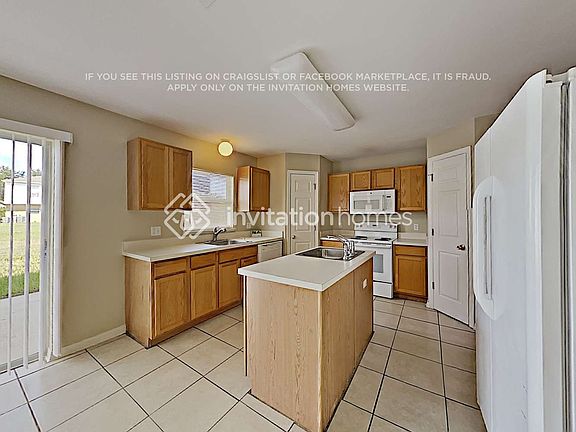 4th image of 10305 Boyette Creek Blvd