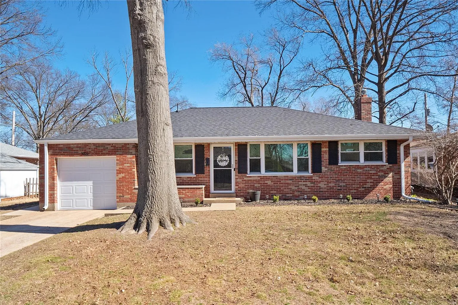 1020 Ormond Dr photo 1