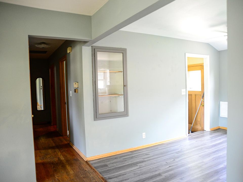1st image of 4212 N 96th St