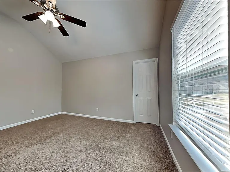 4341 Ash Tree St — Photo 15