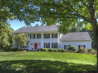 71 Burnwood Ln, Upper Saddle River, NJ 07458
