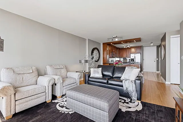 1660 N Lasalle St #3809 — Photo 11